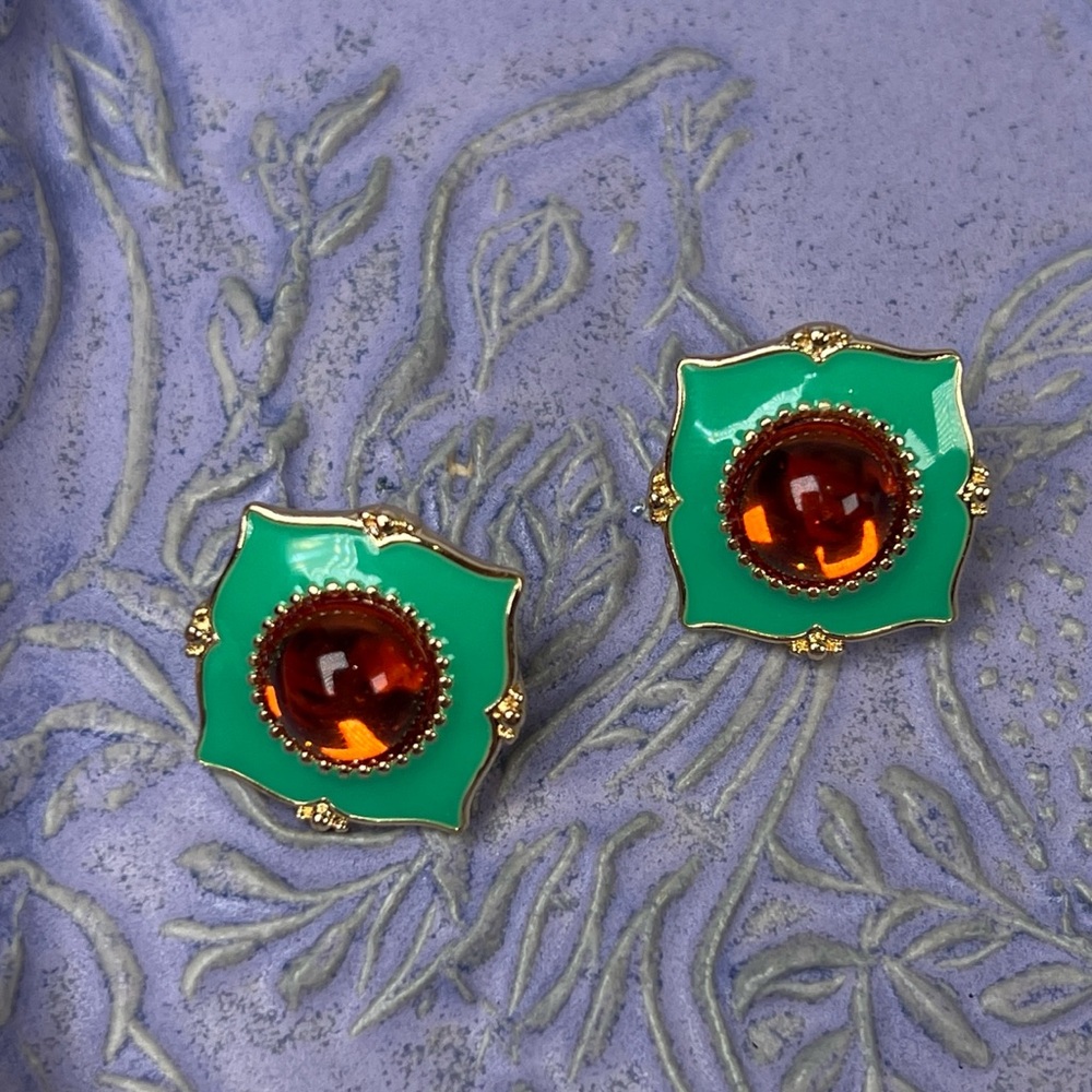 Elegant Green and Gold Earrings